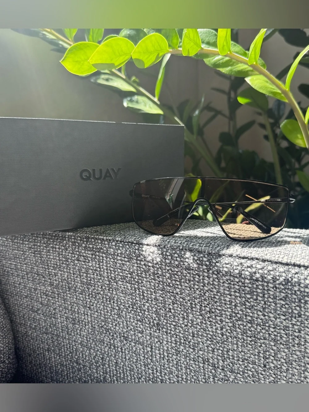 Quay Shield Sunglasses in Dark Brown/Black